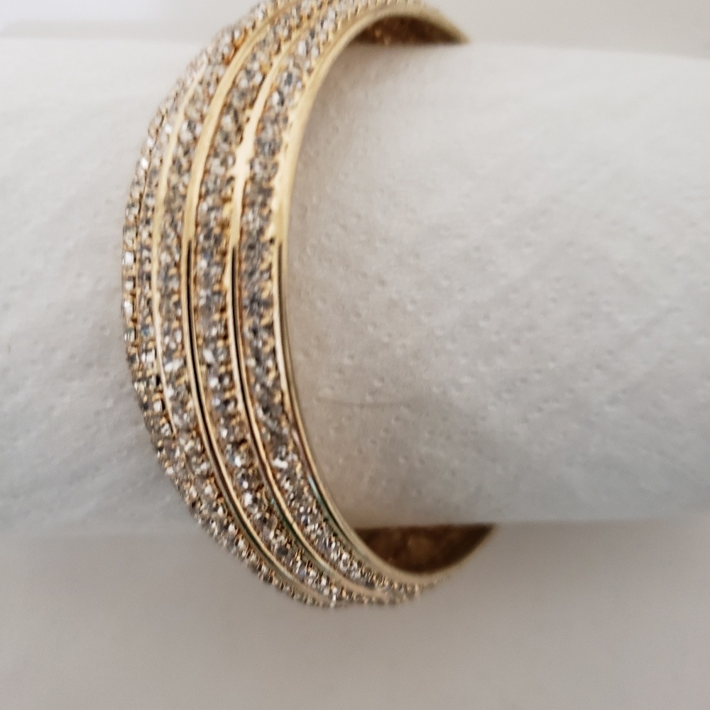 Golden Bangle - Picture 5 of 5